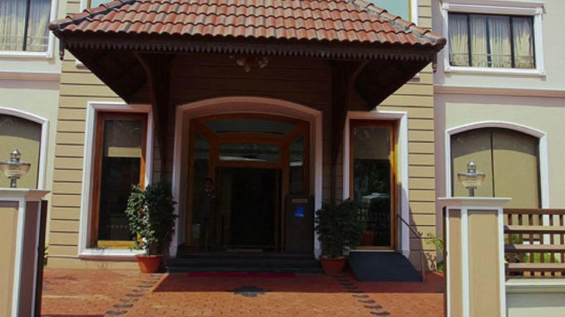 Oyo 1079 Ashirwad Heritage Resort Kumarakom Hindistan
